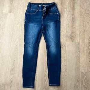 women’s skinny jeans